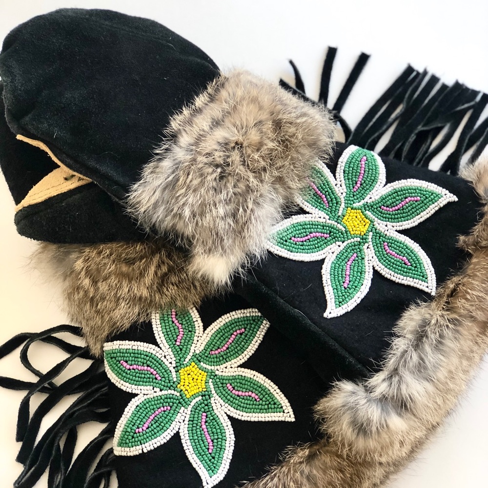 Astis Long Cuff Mittens